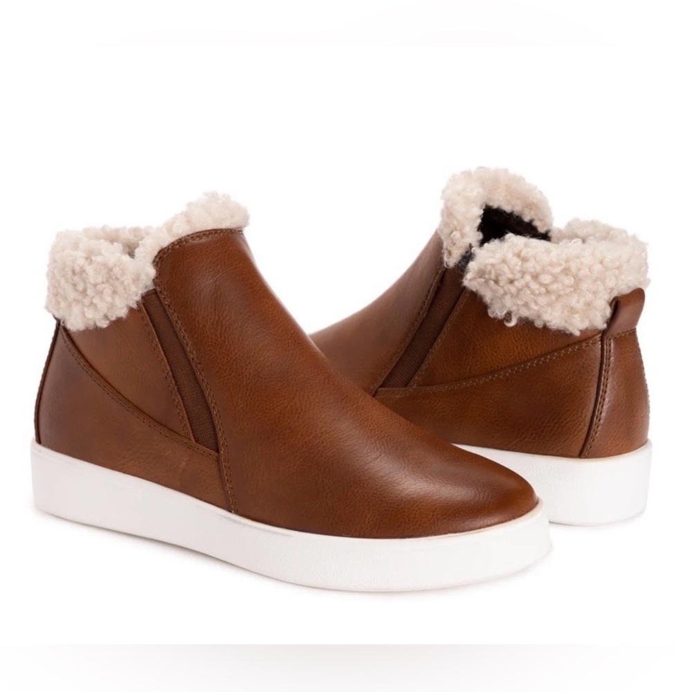 NWT MUK LUKS Women’s Montana Water-Resistant Big Sky Booties - Size 8.5 - Picture 16 of 16